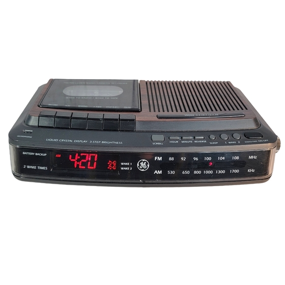 General Electric Other Ge General Electric Amfm Alarm Clock Radio